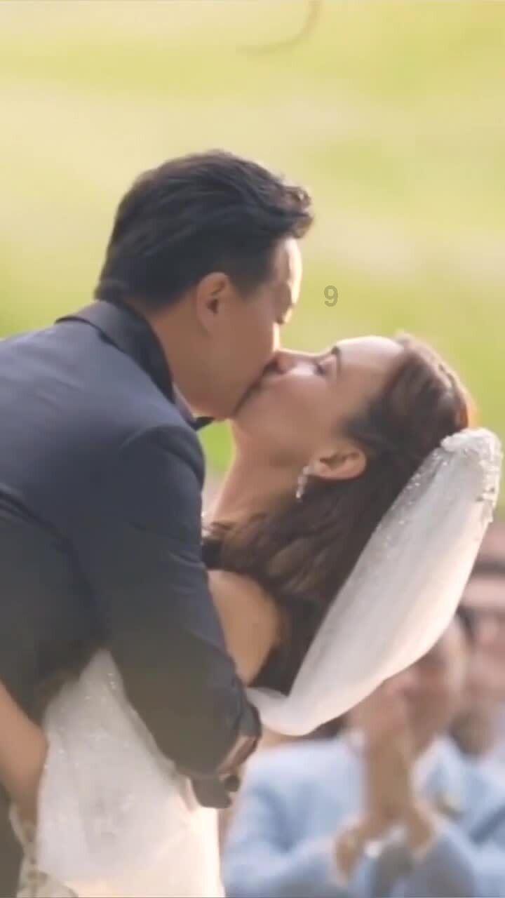 救援受困的小恐龙