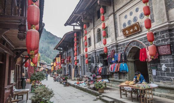 探索知识,尽在“98抗洪事件有好多名官兵跳在水里的只有连以上干部不让是不是真的”平台